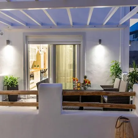 Arktos Luxury Naxos City