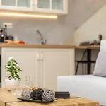 Arktos Luxury