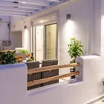 Arktos Luxury *