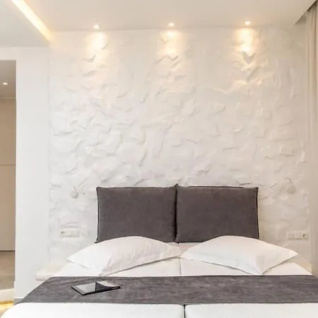 公寓 Arktos Luxury *