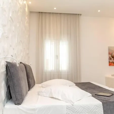 Arktos Luxury Apartment *