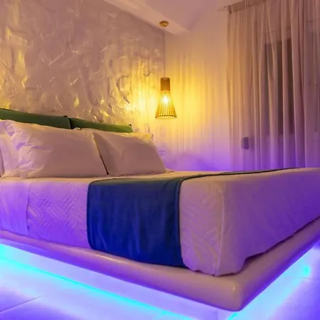 Arktos Luxury